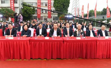 奮斗五十載 變革向未來(lái) | 柳工集團(tuán)·柳肉聯(lián)五十周年慶典暨新品牌發(fā)布