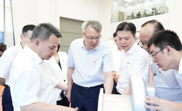 共謀發(fā)展 | 廣西投資集團(tuán)黨委書記、董事長周煉一行到訪柳工