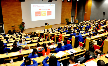 奮進(jìn)新時代 筑夢新征程 全國人大代表、公司黨委書記、董事長曾光安深入宣講2018年全國兩會精神