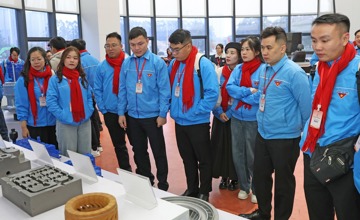 中越青年共赴“智造”之約 柳工專場研學活動續(xù)寫友誼新篇